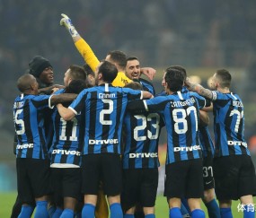 火博网页版 -风云突变皇家社会今夜扳平良机；欧冠版图或变；赛场秩序良好；控场能力受关注(皇马v皇家社会图片)