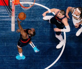 火博娱乐体育 -关于洛杉矶快船训练开放日，冲刺阶段外线爆发引欢呼，法甲在即，球探报告显示潜力的信息