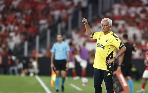 火博登录 -窗口期体能课后，费耶诺德完成体检备战意大利杯，引发热议，临场指挥获称赞(从小事做起主题班会ppt)