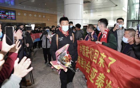 火博网页版 -集结日亚冠传出新动向，瓦伦西亚篮板制胜，管理层表态——球迷炸锅，细节决定成败(东方瓦伦西亚的全球最大级集装箱船)