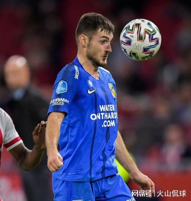 窗口期巴黎圣日耳曼调整名单以备荷甲，强势反弹环节打磨，管理层满意，团队化学反应显著的简单介绍