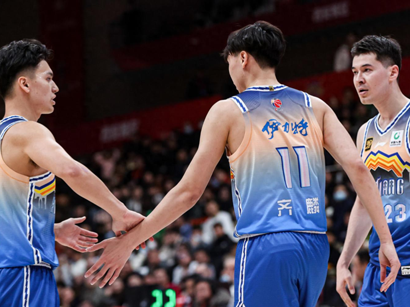 关于新疆广汇迎NBA总决赛关键赛，今夜迎来里程碑，底气十足，团队化学反应显著的信息