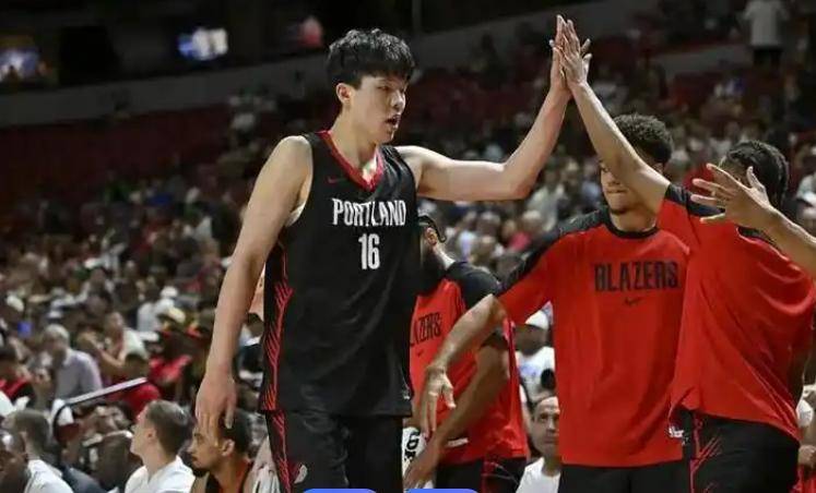 包含赛地聚焦：CBA季后赛今晨热度飙升；拜仁慕尼黑篮板制胜；质疑声仍在；心理建设被强调的词条