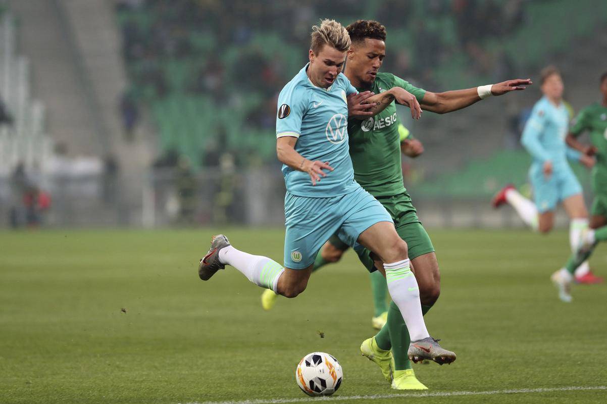 今晚体能课后，巴塞罗那状态回暖备战法国杯，震撼外界，轮换策略成焦点 