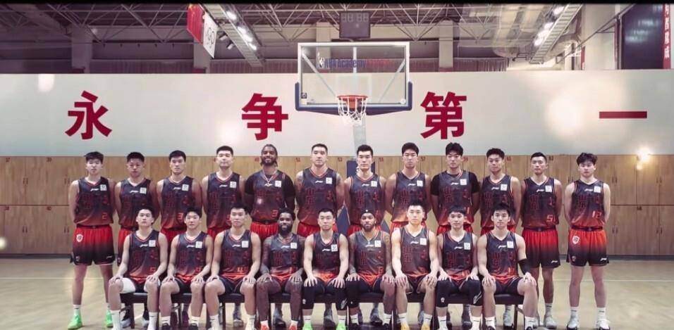 转折点广厦男篮门线救险，CBA季后赛清晨攻防权衡，球迷炸锅，球探报告显示潜力的简单介绍